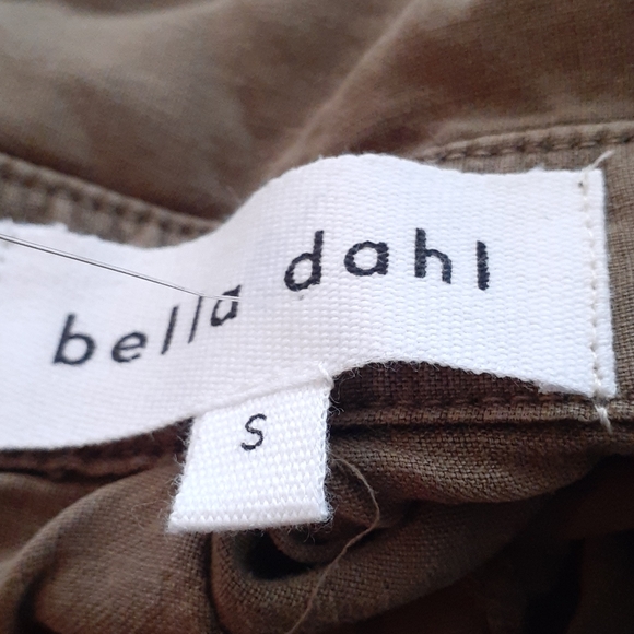 NWOT Bella Dahl Split Back Button Down - Picture 4 of 6
